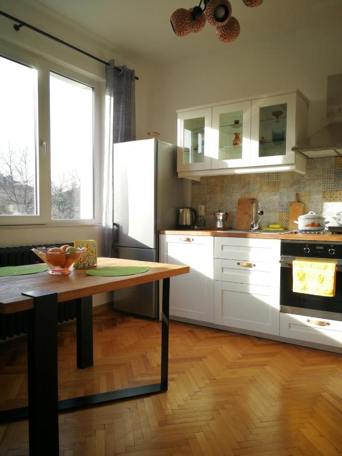 Sunny Downtown Apartment For 4 Sófia Exterior foto